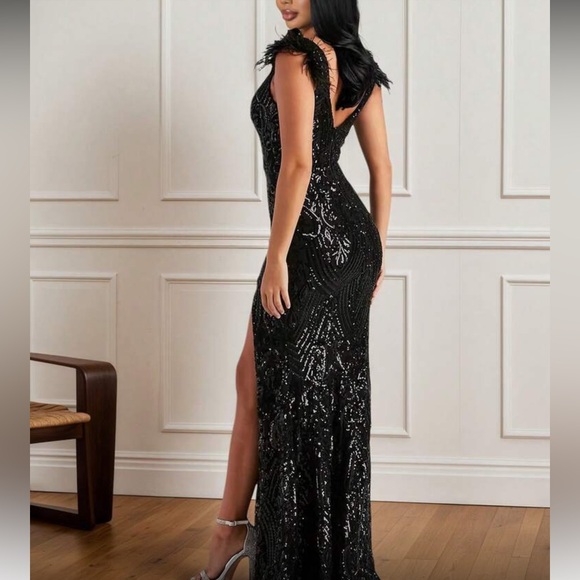 Luxurious sequins feather sleeves evening party formal gown dress - Picture 3 of 4